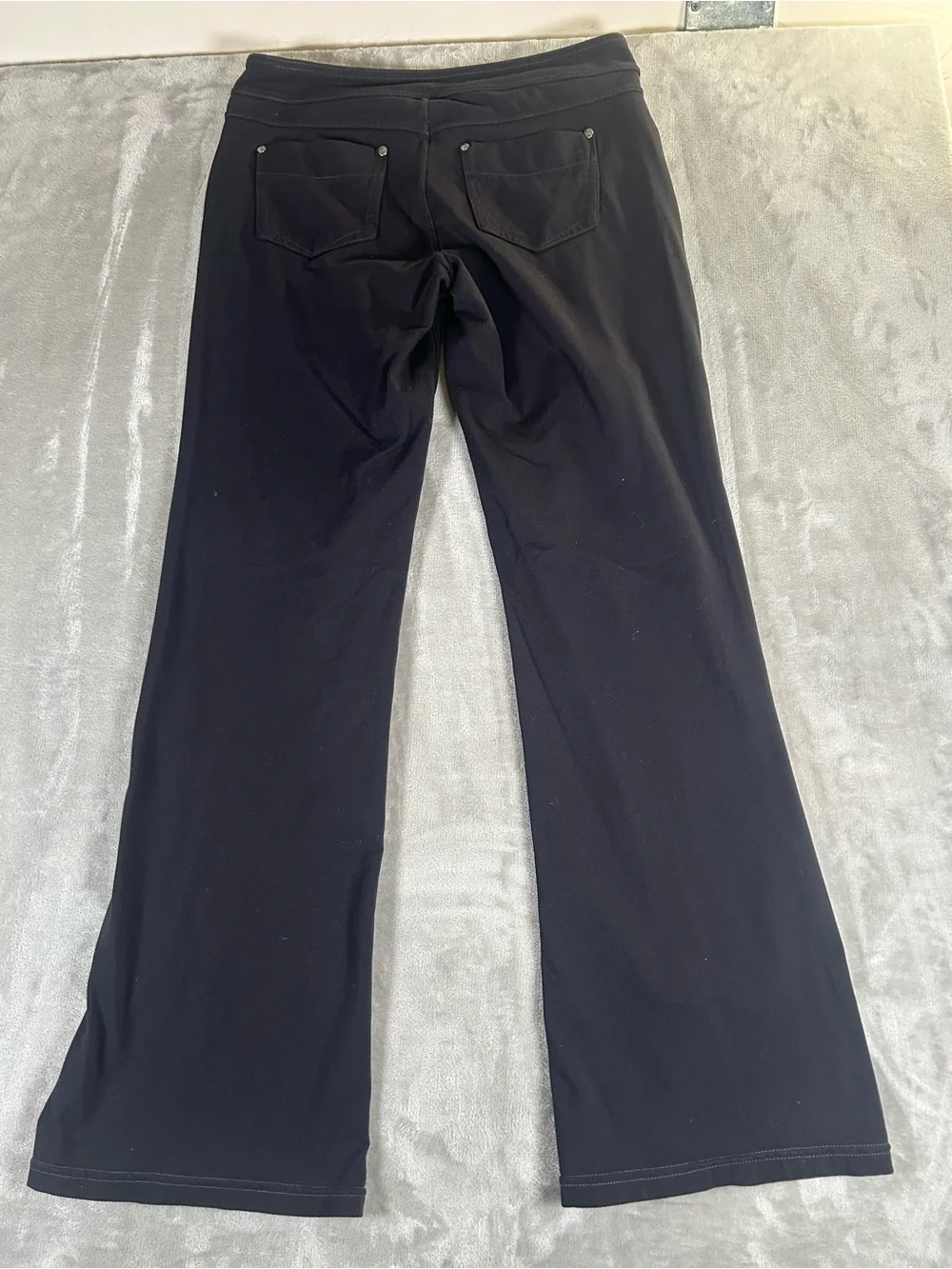 Athleta Black low rise straight leg flared Active Pants - Picture 2 of 12